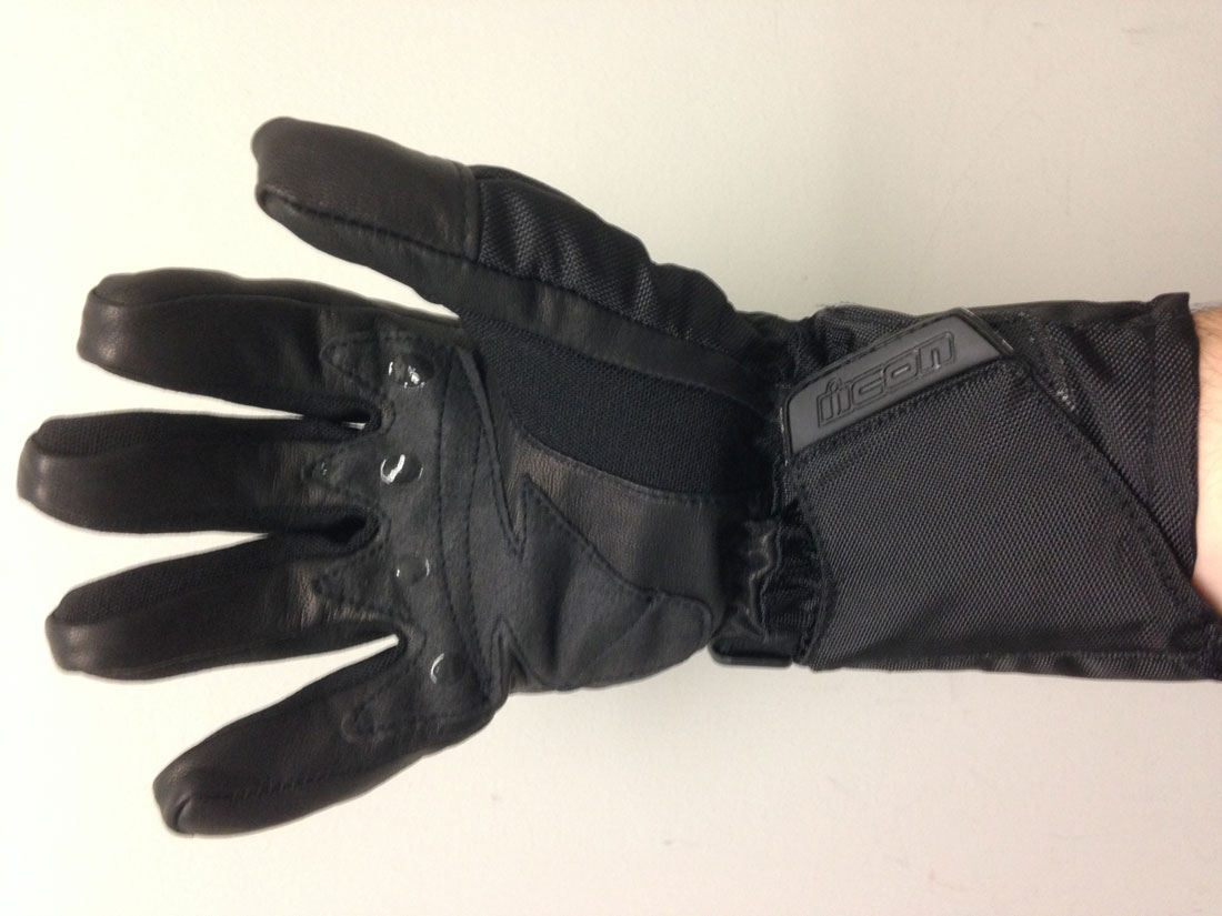Smell The Winter Glove Review - Chin on the Tank – Motorcycle stuff in ...